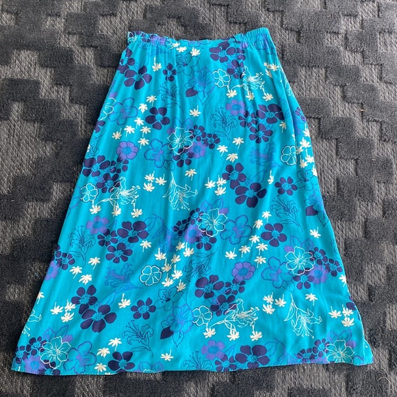 Vintage A-Line Hawaiian Flower Skirt| Sag Harbor - Picture 5 of 7